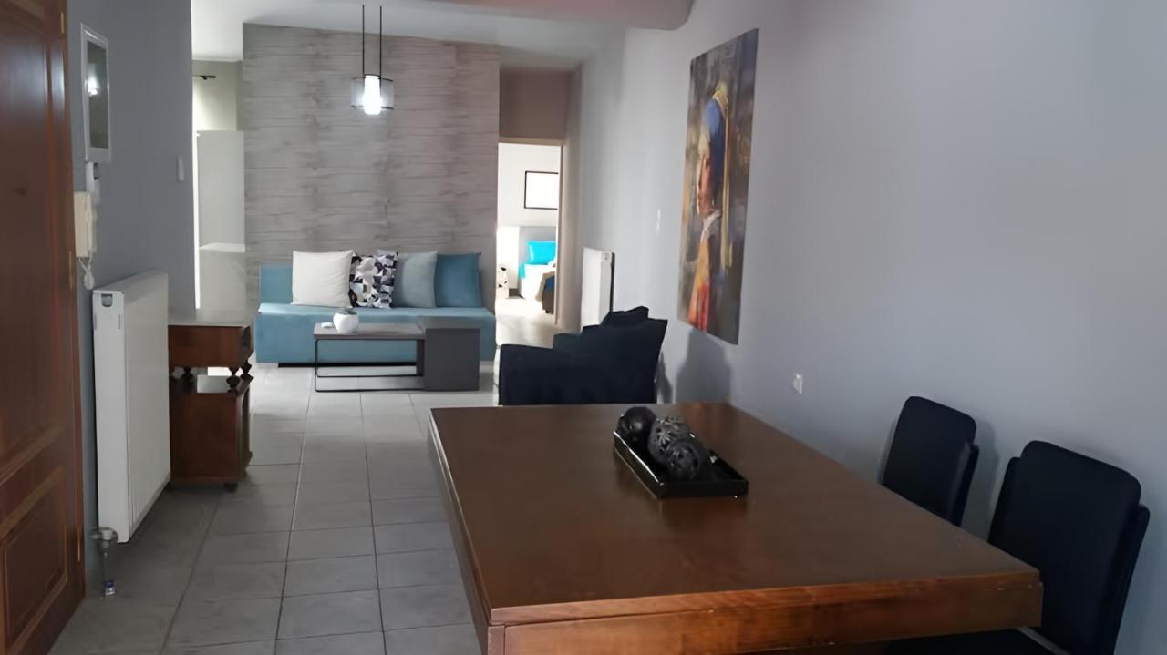 03 - Apt In The Heart Of The City - Heraklion Apartment Bagian luar foto